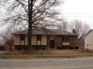 17517 E R D Mize Rd, Independence, MO 64057