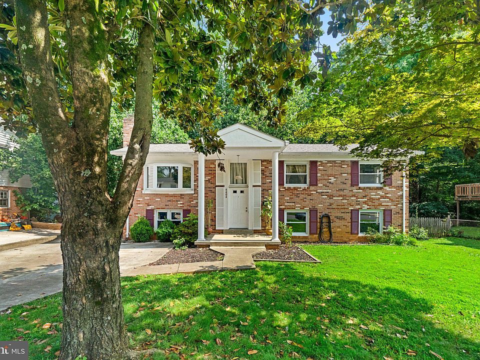 1st image of 4404 Evergreen Dr