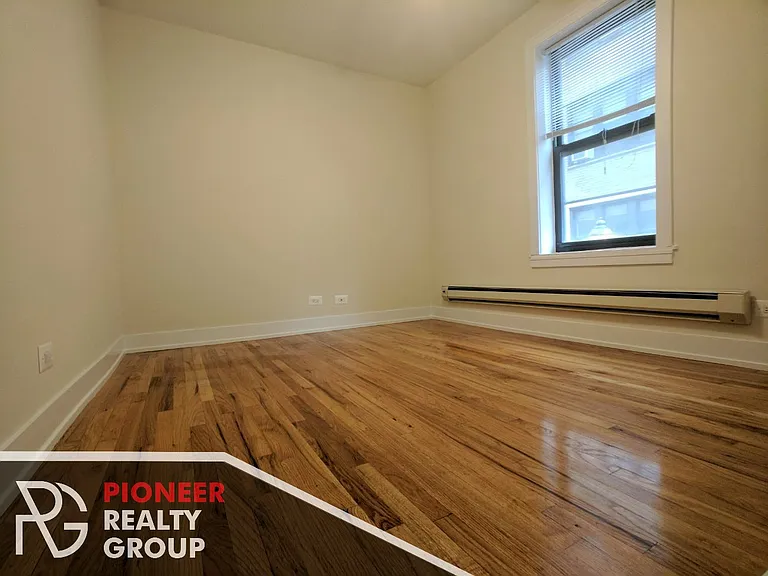 619 W Melrose St #D2 — Photo 8