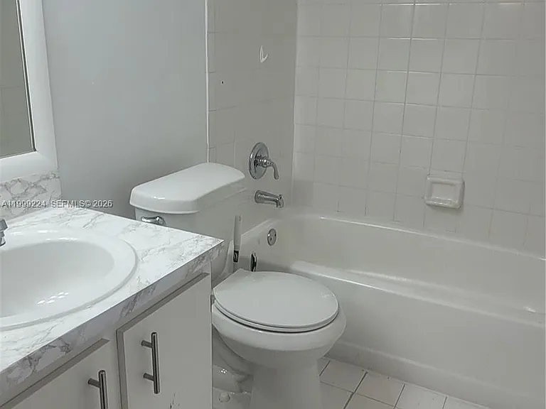 10773 Cleary Blvd #203 — Photo 9