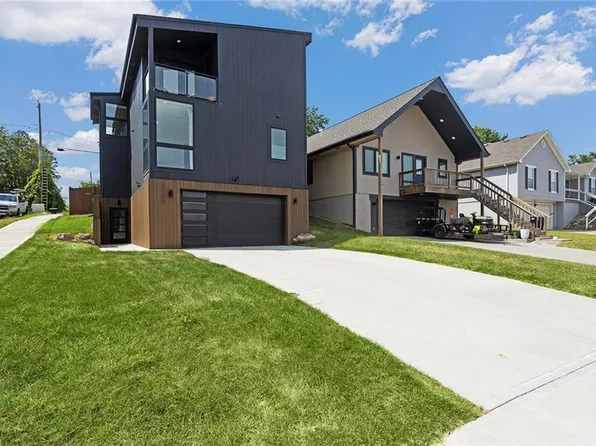 2028 Olive St, Kansas City, MO 64127