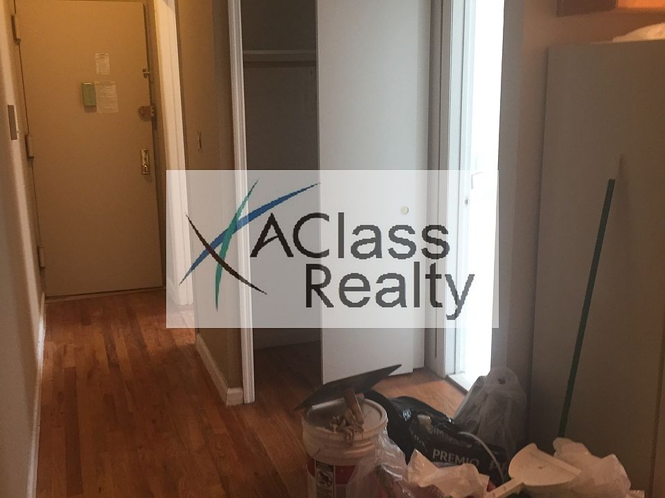 1st image of 4012 36th Ave #2F