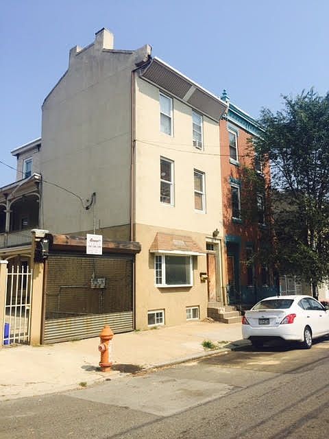 2nd image of 2226 Amber St