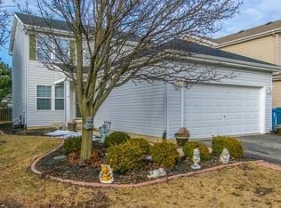 21518 Gray Wing Dr, Crest Hill, IL 60403