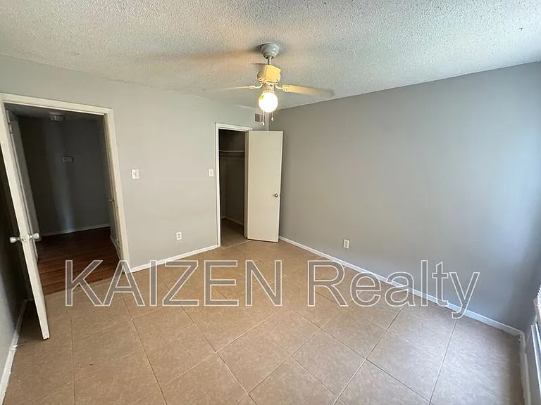 151 N Belvedere Blvd #1-10 — Photo 10