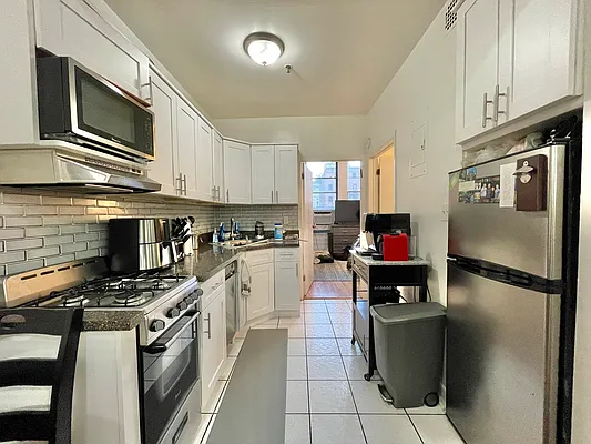 Rented by Oxford Property Group | media 3