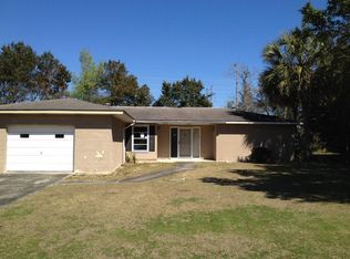 11 Lake Court Loop, Ocala, FL 34472