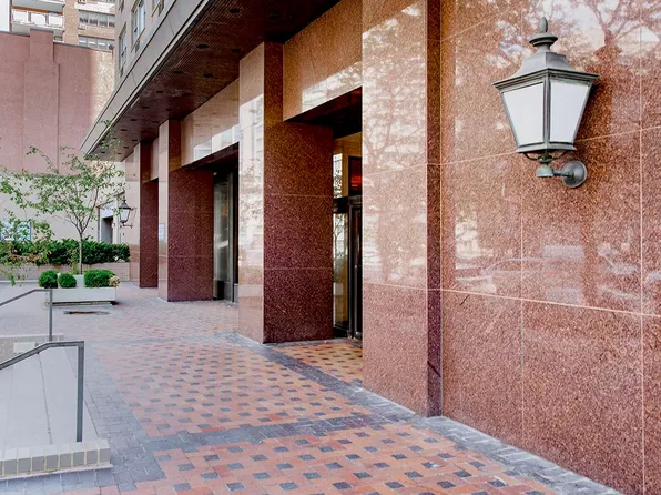 1520 York Avenue image 6 of 10