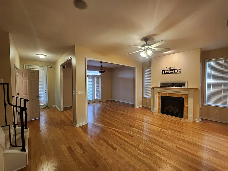 1459 Down River Dr — Photo 5
