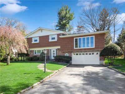 8 Balmoral Crescent, White Plains, NY, 10607