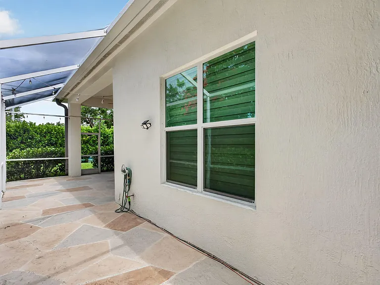 7087 NW 78th Pl — Photo 50