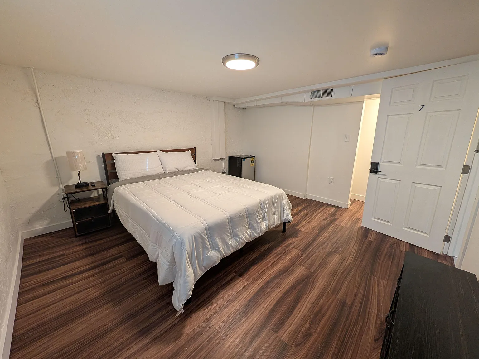4 bed, 3.0 bath, 3000 sqft, $797 — Photo 4