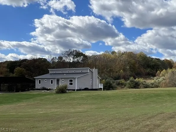 15393 Shade Rd, Guysville, OH 45735