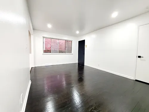 2209 E Park Pl #2 Photo 1