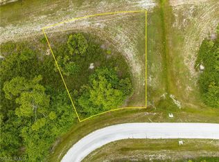 6518 Forest Cir, Labelle, FL 33935