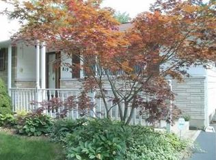 819 Basswood Rd, Columbus, OH 43207