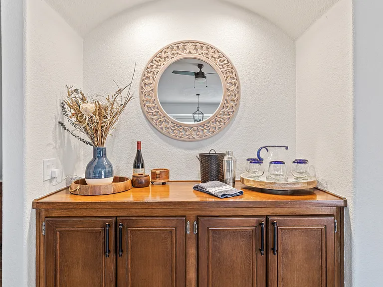 Enjoy coffee by morning and cocktails by night!