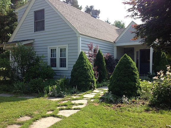 entrance to 2-bed apt