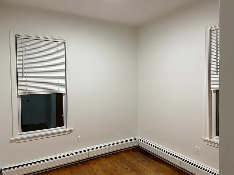 252 Windsor St #3A — Photo 17
