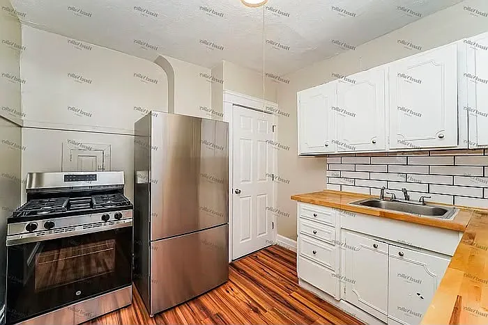 10811 Sprague Ave #1 — Photo 5