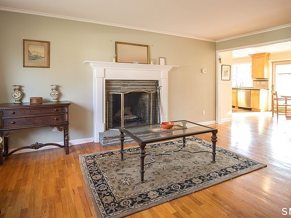 4th image of 575 Church Hill Road