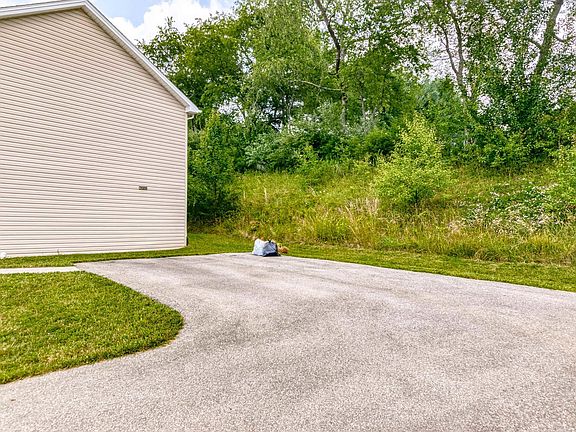 5th image of 125 John Lemley Ln