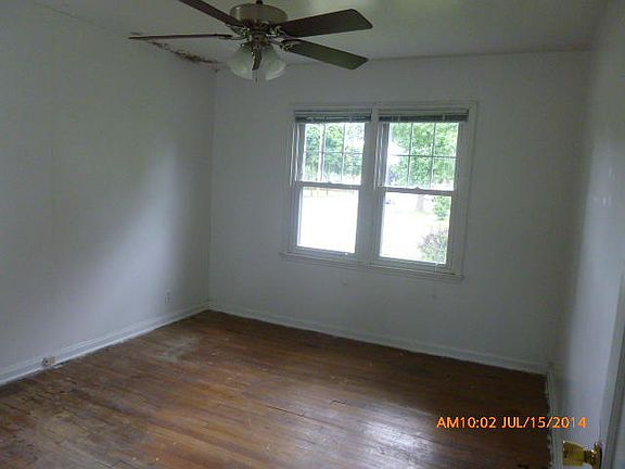 5th image of 3905 S Taylor Ave