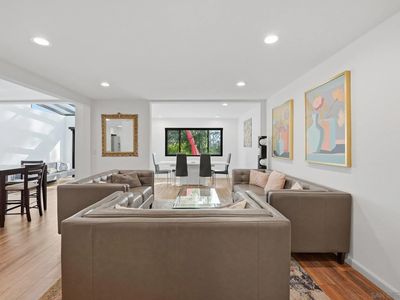 8963 Caminito Fresco, La Jolla, CA, 92037