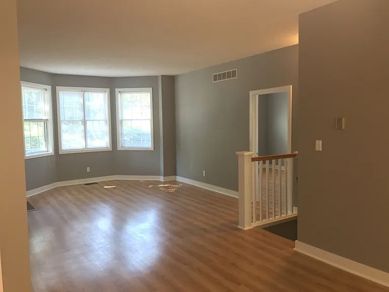 351 S Madison St — Photo 12