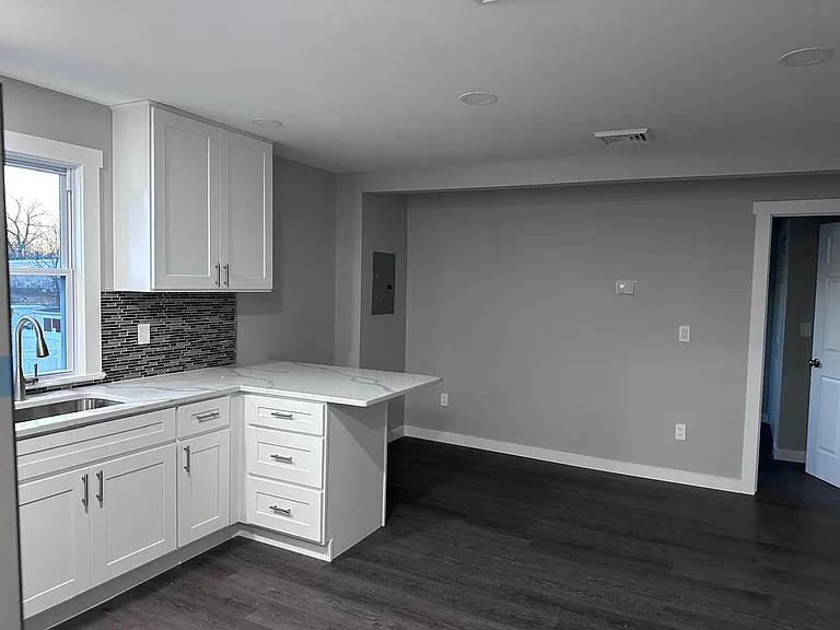 dineroom