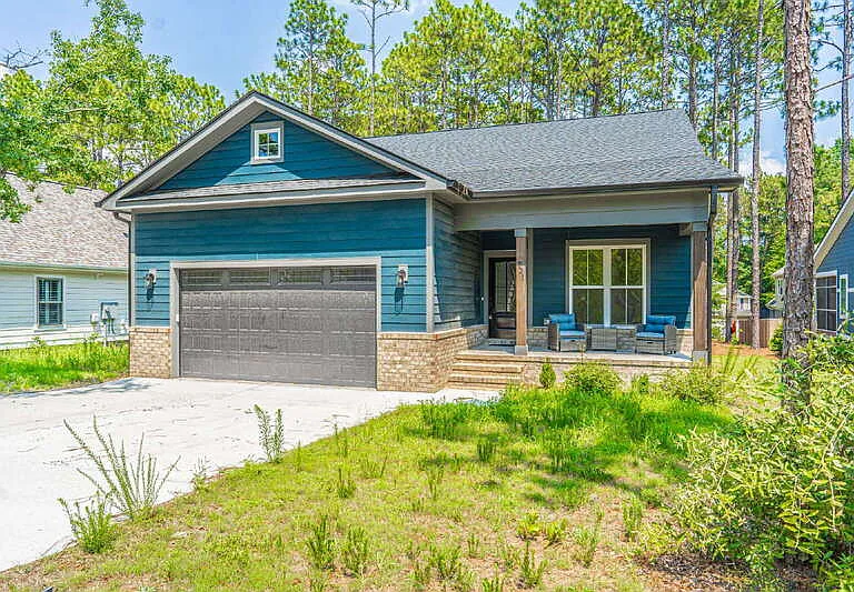 721 Blue Bird Dr — Photo 1