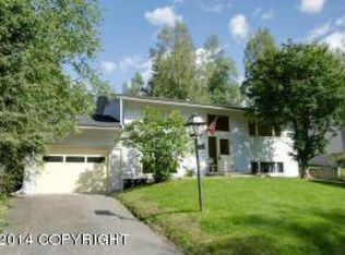6658 Foothill Dr, Anchorage, AK 99504