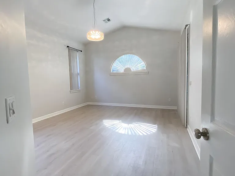 1106 Wineberry Ct — Photo 8