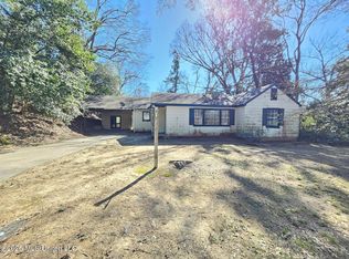 159 Beverly Dr, Vicksburg, MS 39180