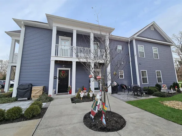 20 Bayard Drive, Great River, NY 11730