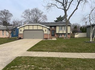 329 N True St, Griffith, IN 46319