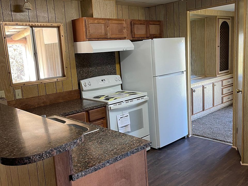 2nd image of 1005 Putnam Valley Rd