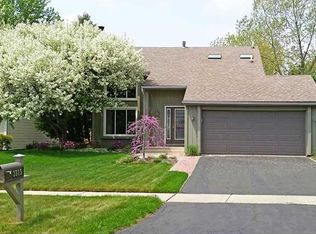 3809 Farmbrook Dr, Sylvania, OH