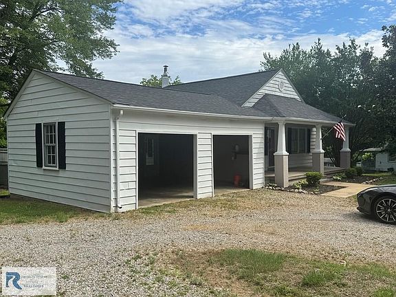 2nd image of 517 Oakland Dr