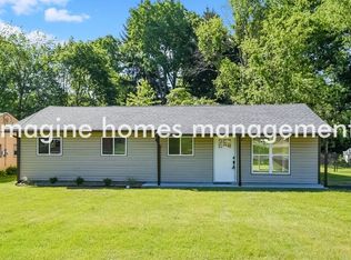 223 Sandalwood Dr, Cranberry Township, PA 16066