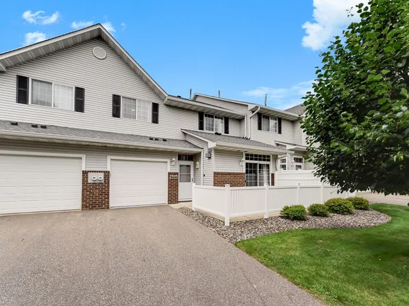 2717 Mallard Dr, Woodbury, MN 55125