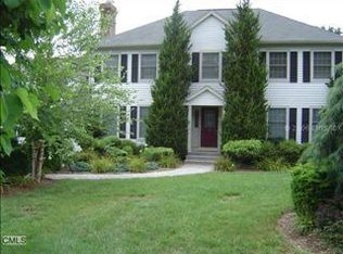 24 Country Club Rd, Seymour, CT 06483