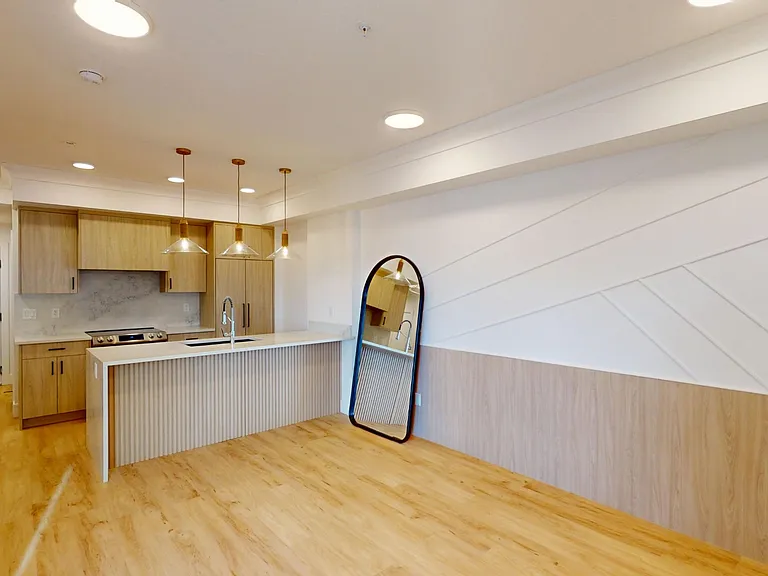 208 Dieppe Dr SW — Photo 5