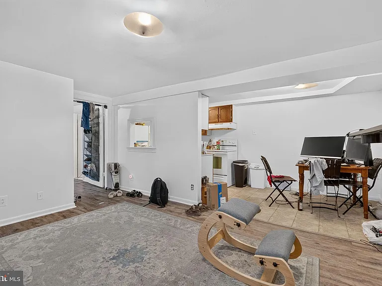 1526 Potomac Ave SE #B — Photo 7