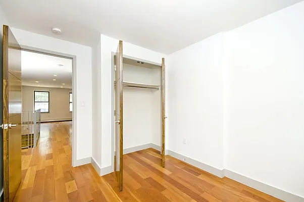 Rented by Brooklyn Rentals NYC | media 4