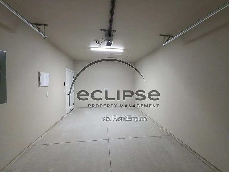 501 Washington Ave — Photo 17