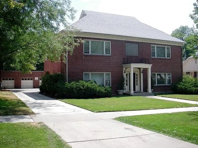 Fourplex, Unit is Lower Left