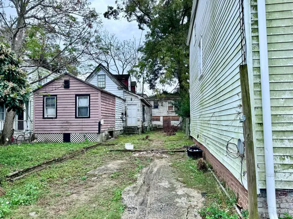 11 Allway St APT B, Charleston, SC 29403