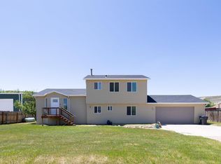 175 Village Dr, Evanston, WY 82930