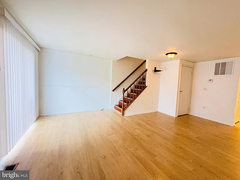 8316 Felsted Ln — Photo 4